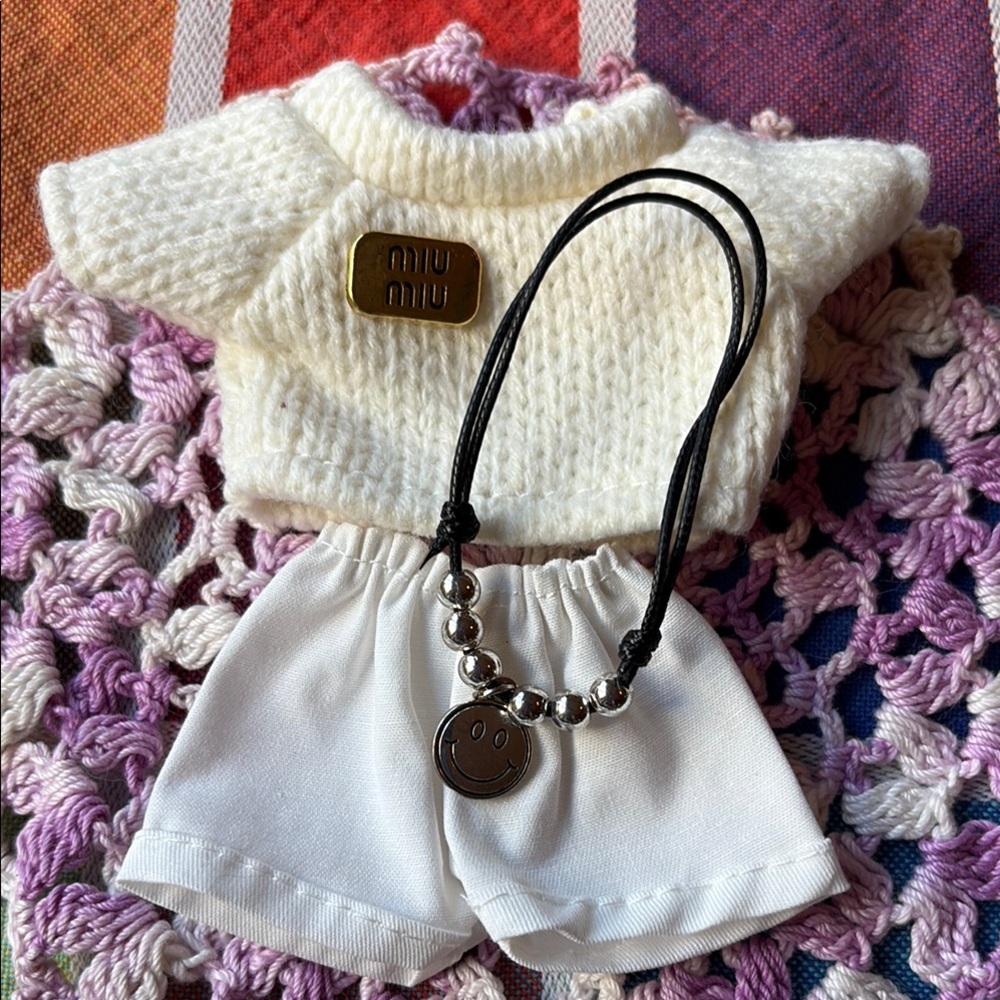 🩳🌟🩳 LABUBU FASHION OUTFIT 🩳🌟🩳 - Picture 2 of 16